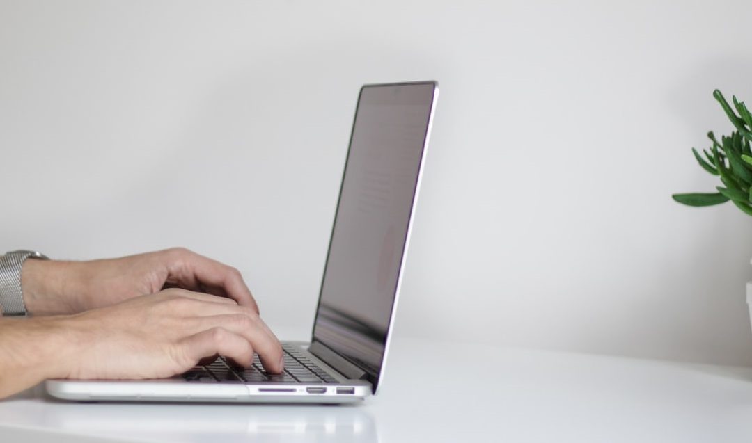 Ayudamos a las asociaciones y fundaciones a trabajar desde casa