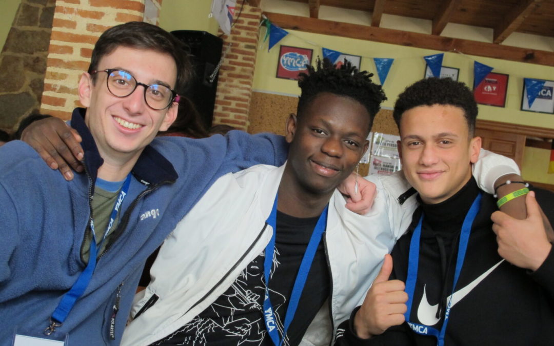 Taller de Innovación y Tecnología Social para jóvenes de YMCA