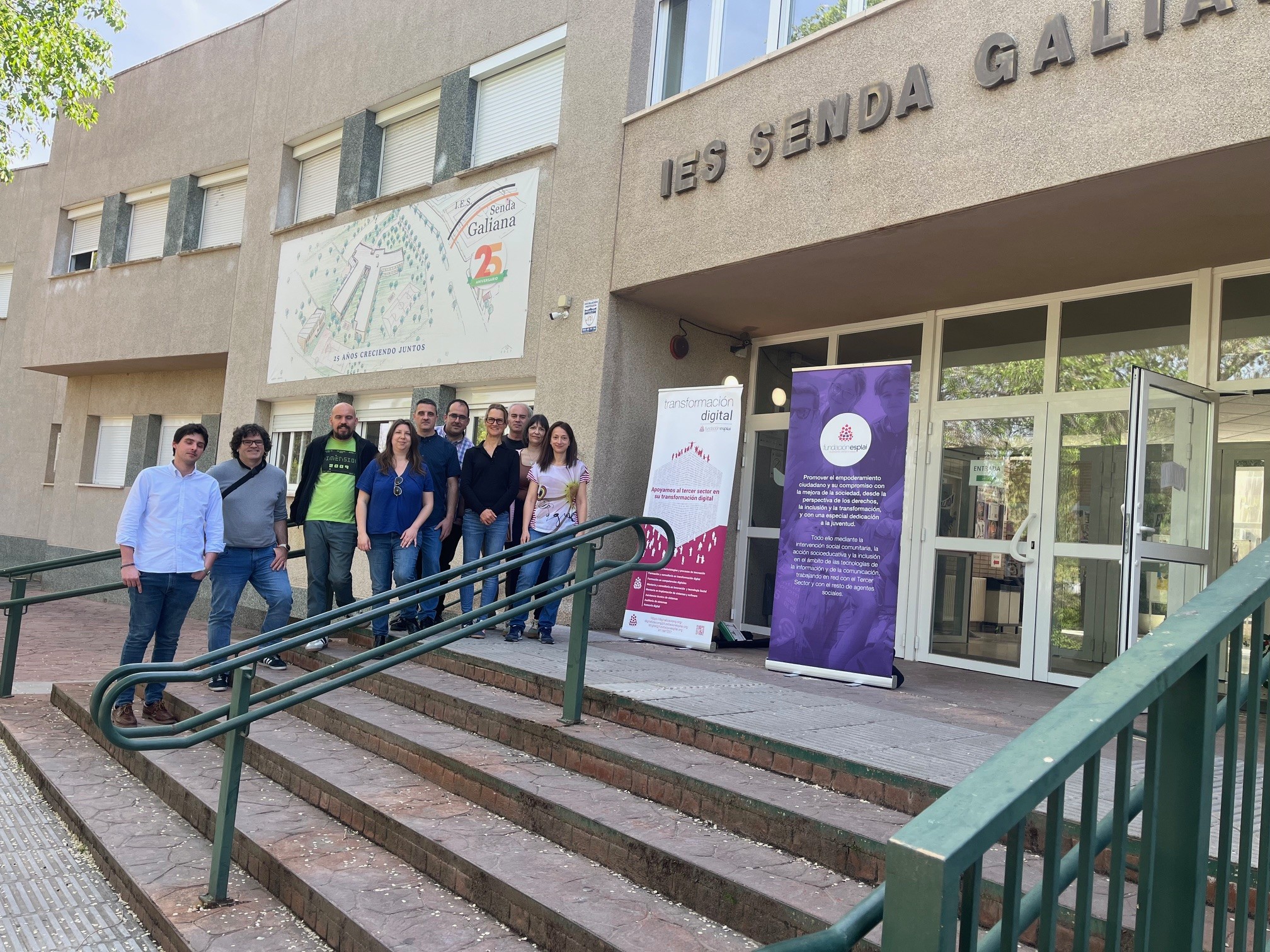 Impulsamos oportunidades y aprendizaje en centros educativos de Madrid y Andalucía con la donación de equipos tecnológicos